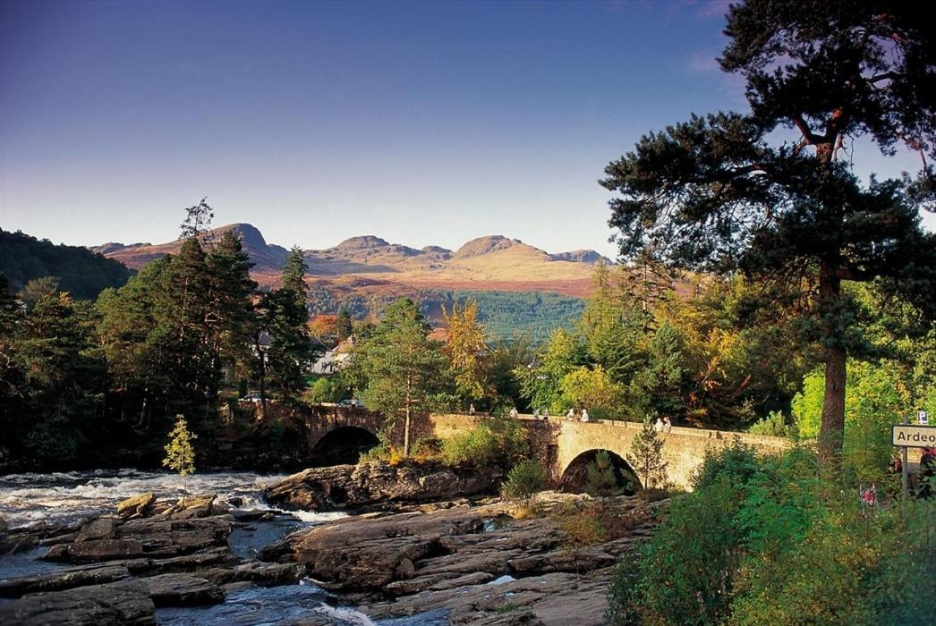Lodge Woodland Gean Killin